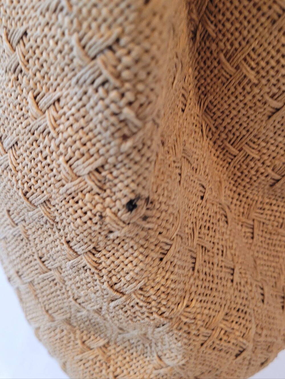 SOLD!!!!De Vecchi Woven Straw Tote with Learher Trim - Picture 6 of 10